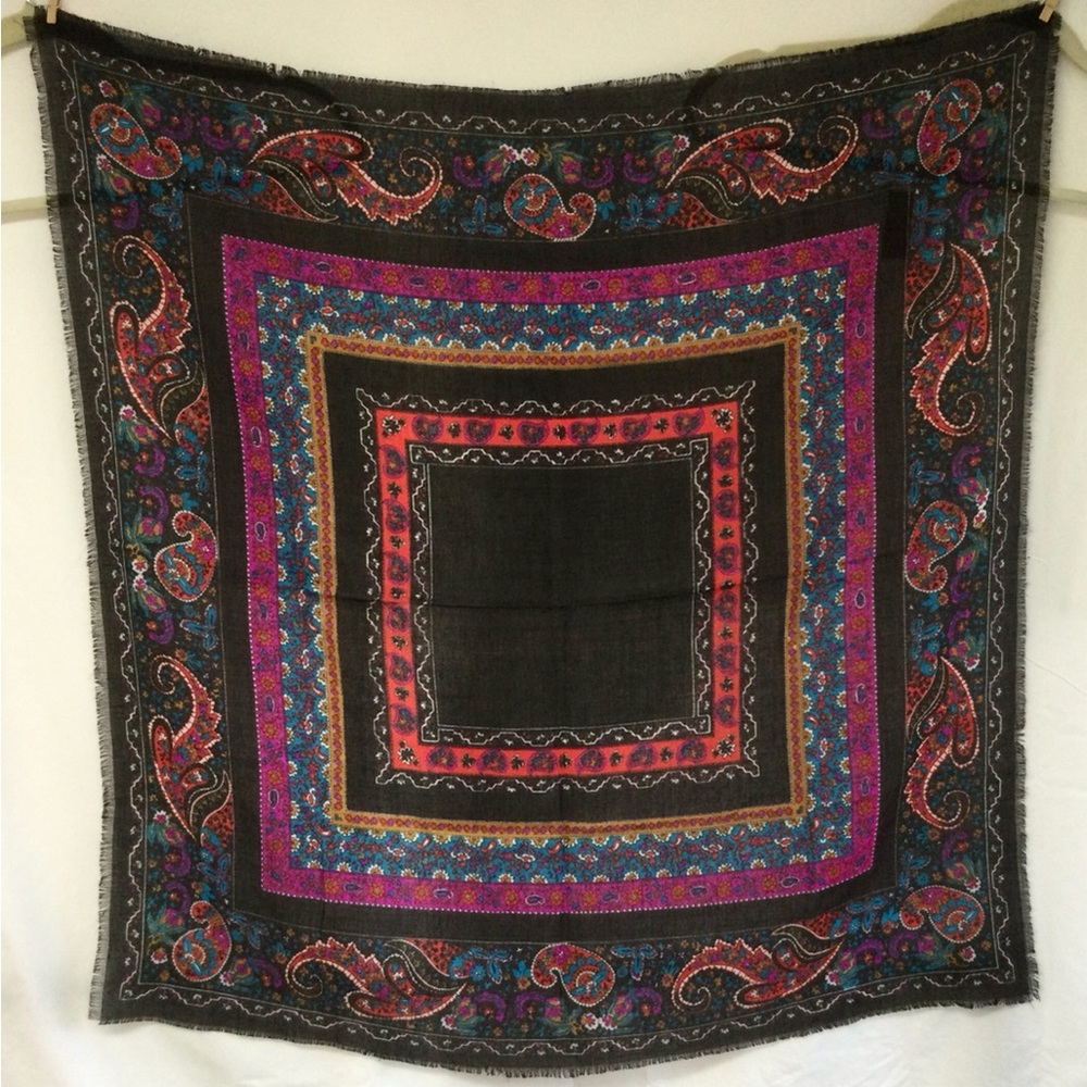 Liz Sinclair Paisley fringe scarf